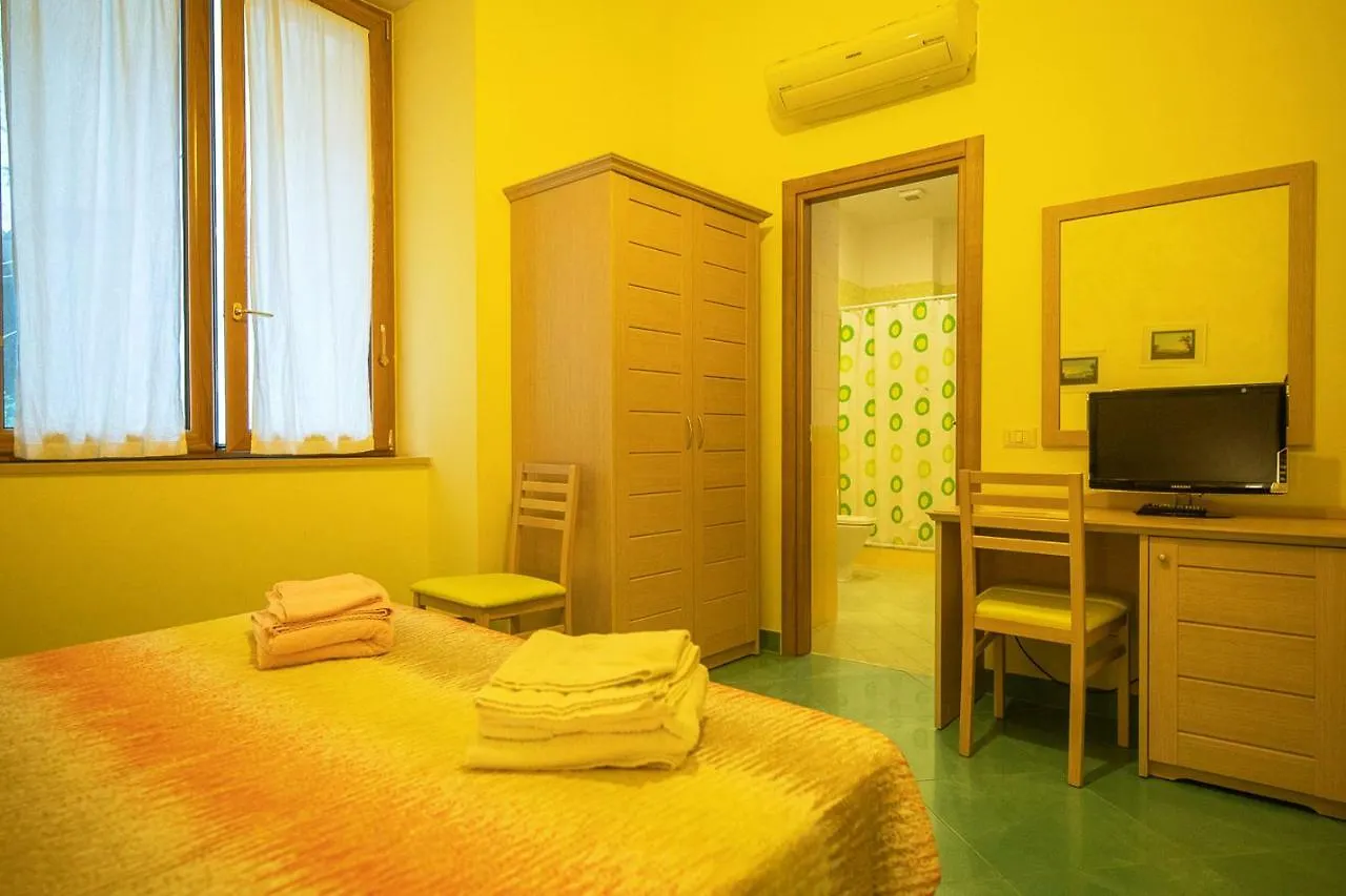 B&B Al Centro Storico Nápoles 0*,